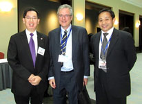 Tony Mak (right) with Ronan O'Connell and Simon Ng